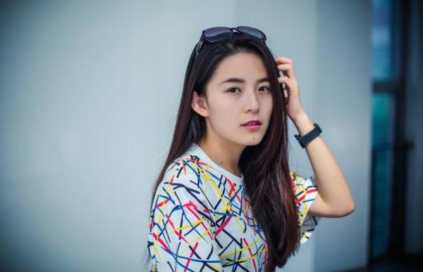 2025年好聽(tīng)的女孩姓李起名錦集 2025年女孩名字簡(jiǎn)單大氣